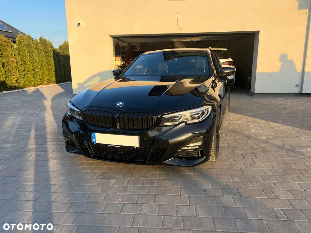BMW Seria 3 330e M Sport sport - 18