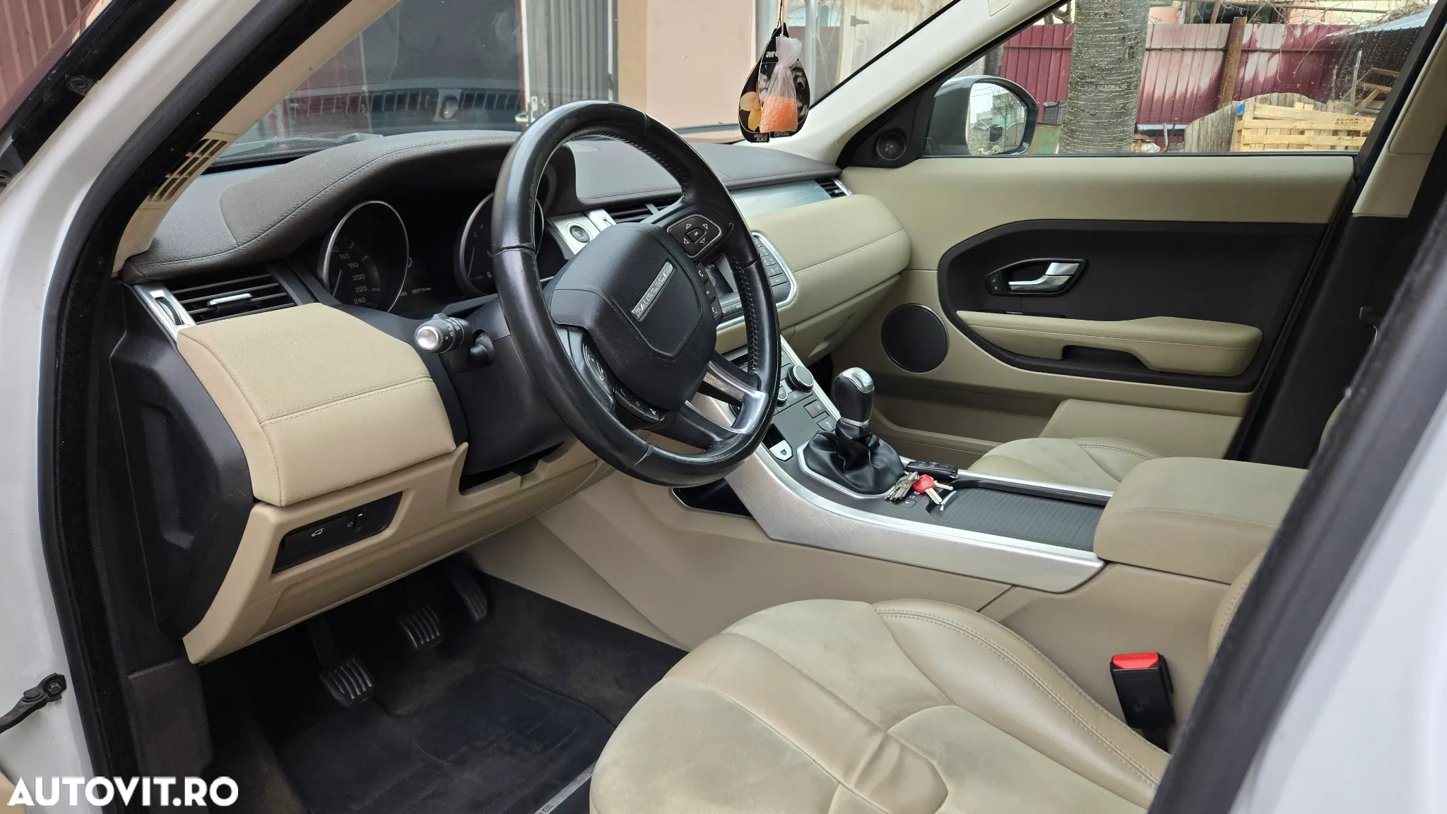 Land Rover Range Rover Evoque 2.2 eD4 Pure - 8