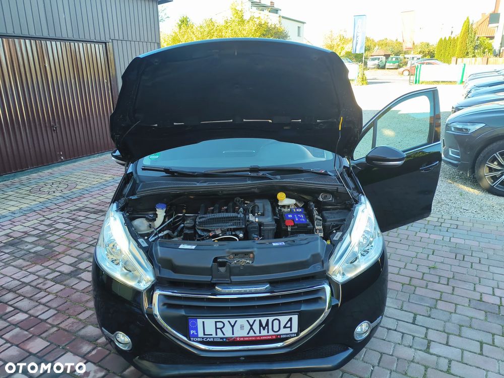 Peugeot 208 82 VTI Allure - 32