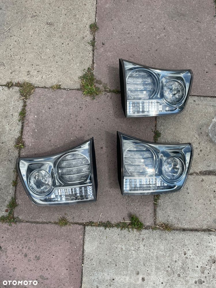 LAMPA TYŁ W KLAPE LEXUS RX400H PRZEDLIFT 2006-2009 - 1