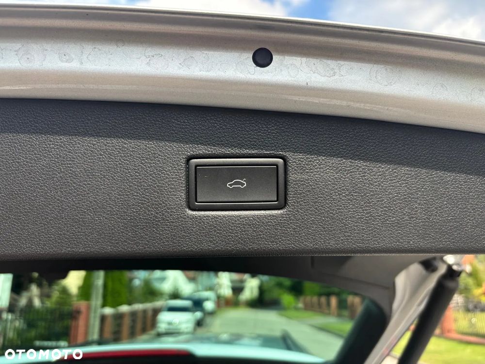 Volkswagen Tiguan 2.0 TDI DSG - 9
