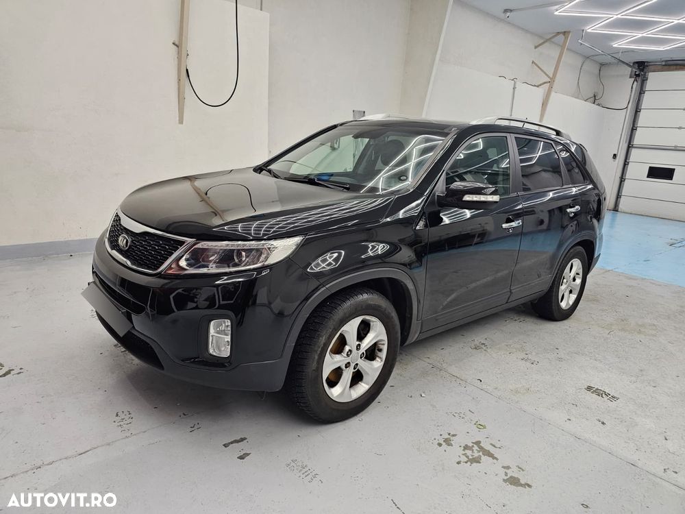 Kia Sorento 2.2 DSL BASE MT 4x2 - 9
