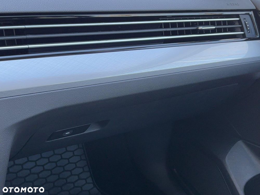 Volkswagen Passat Variant 2.0 TDI EVO Business DSG - 27