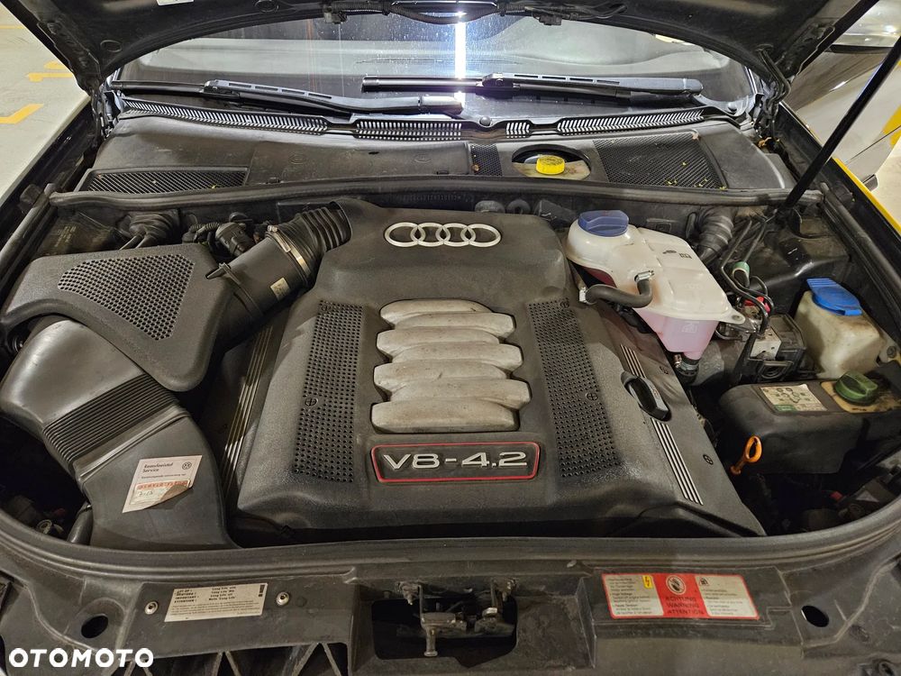 Audi S6 Avant - 11