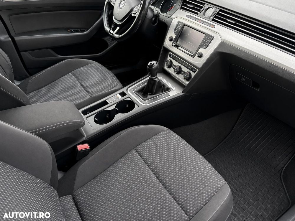Volkswagen Passat 1.6 TDI (BlueMotion Technology) Comfortline - 7