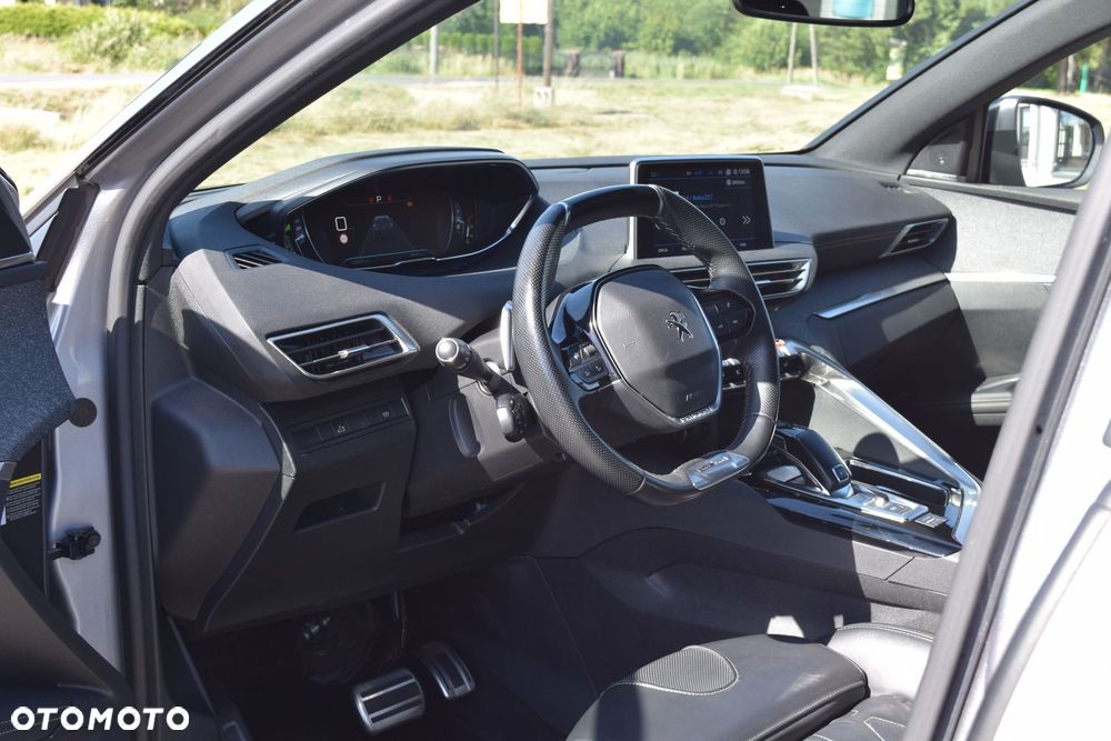 Peugeot 5008 1.6 PureTech GT Line S&S EAT8 - 17