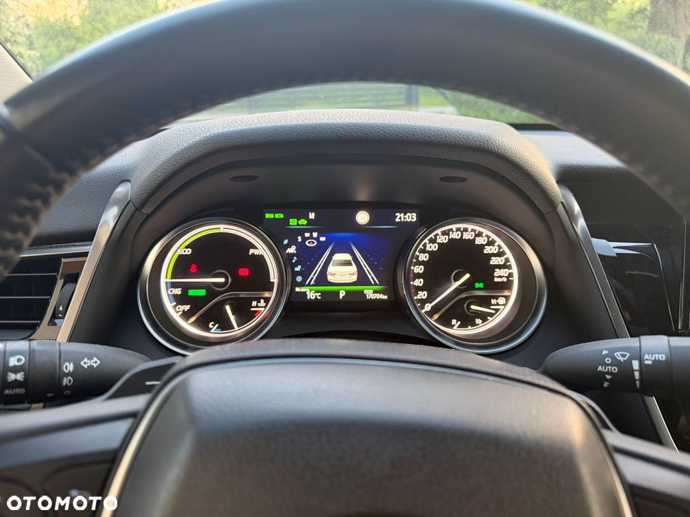 Toyota Camry 2.5 Hybrid Executive CVT - 10