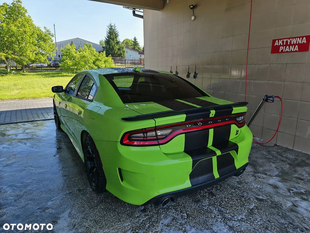 Dodge Charger Automatik SRT 392 - 8
