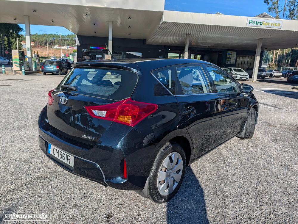 Toyota Auris - 19