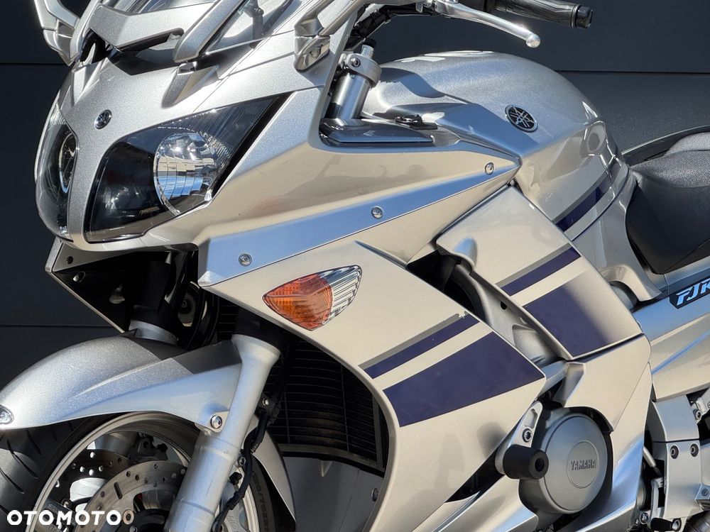 Yamaha FJR - 31