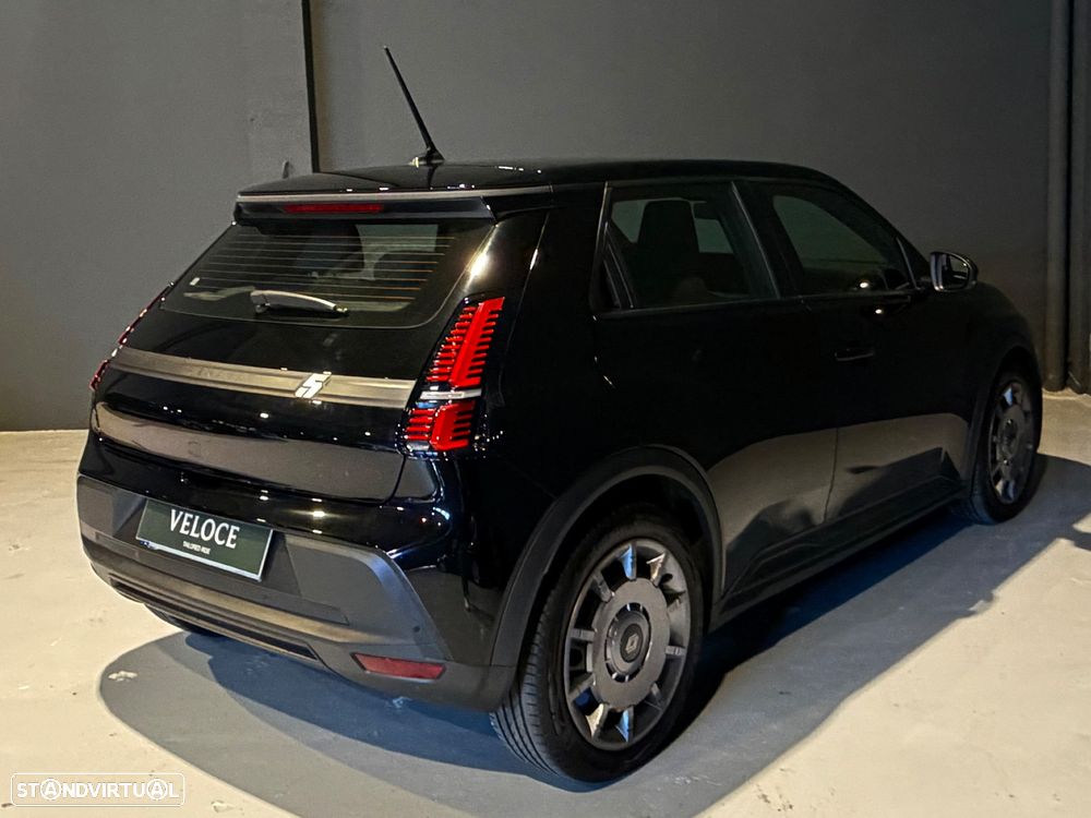 Renault 5 E-Tech 40 kWh Evolution Autonomia Urbana - 9