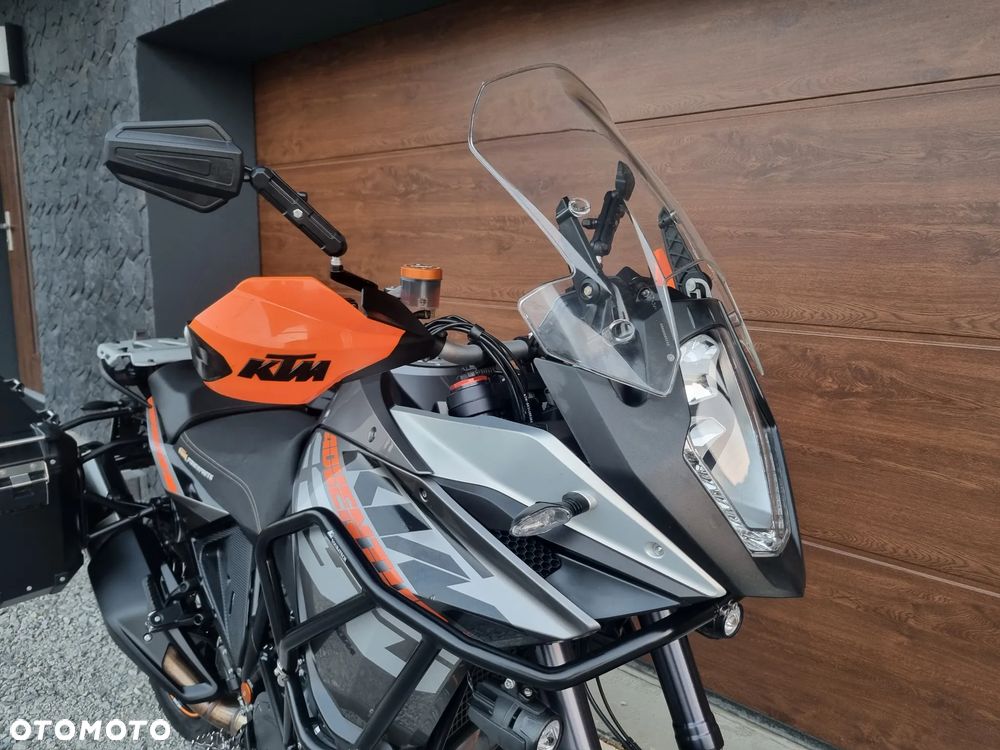 KTM Adventure - 9