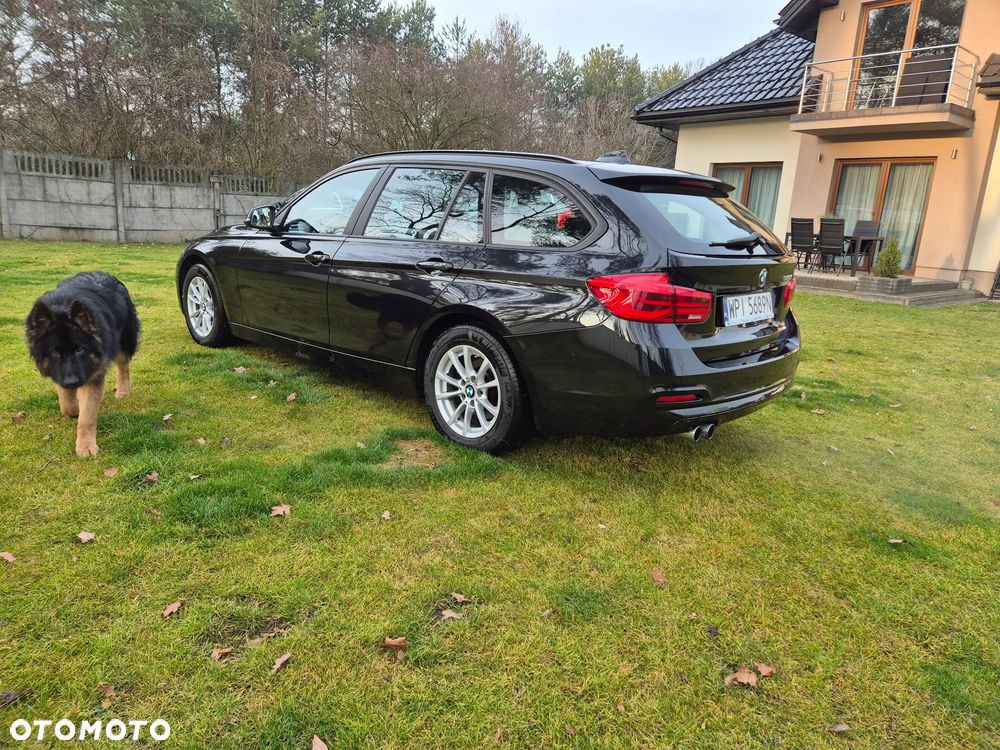 BMW Seria 3 320i Advantage - 4