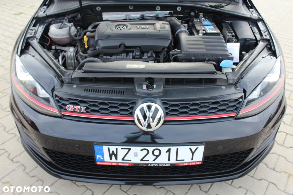 Volkswagen Golf GTI BlueMotion Technology DSG - 37