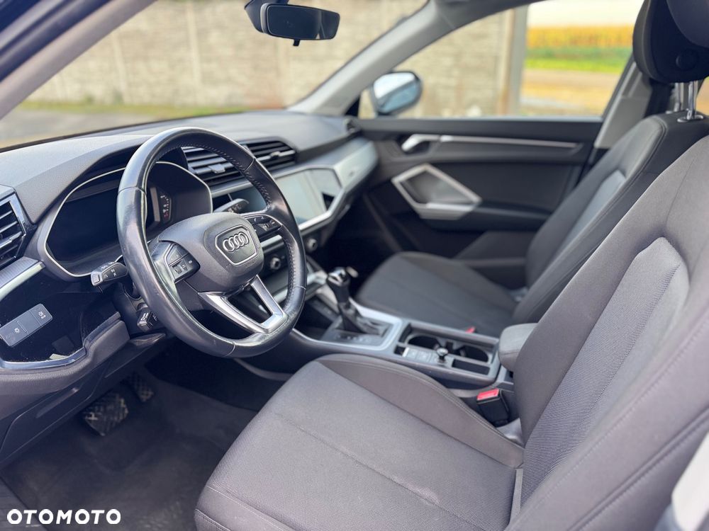 Audi Q3 - 21