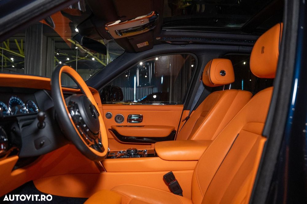 Rolls-Royce Cullinan - 12
