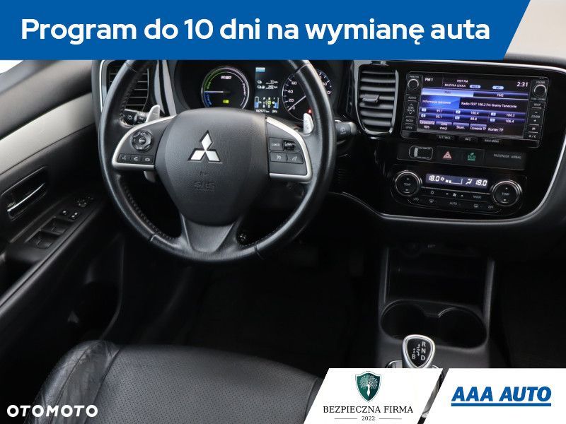 Mitsubishi Outlander - 9