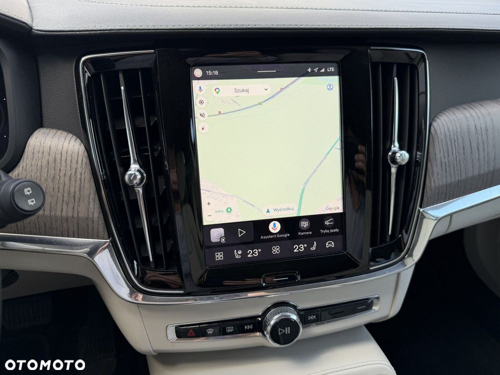 Volvo V90 B4 D Plus Dark - 33