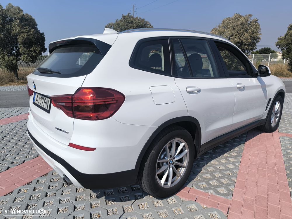 BMW X3 18 d sDrive Advantage Auto - 13