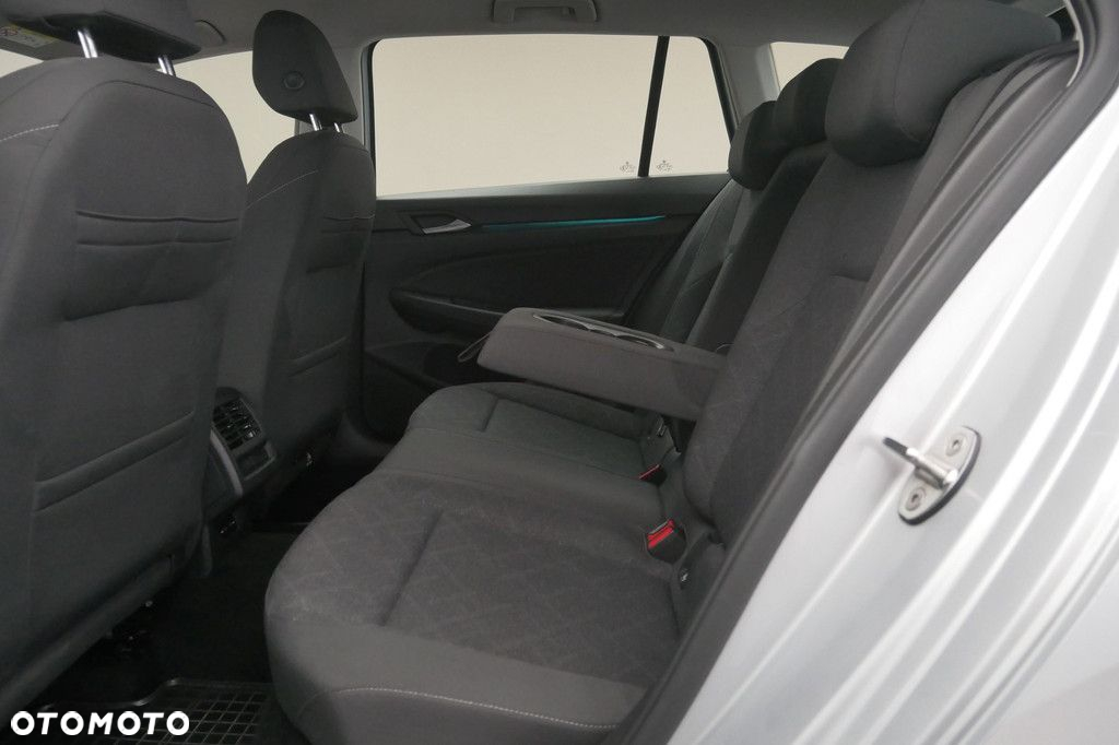 Volkswagen Golf - 15