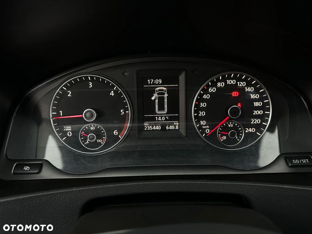 Volkswagen Caravelle L2 Trendline - 17