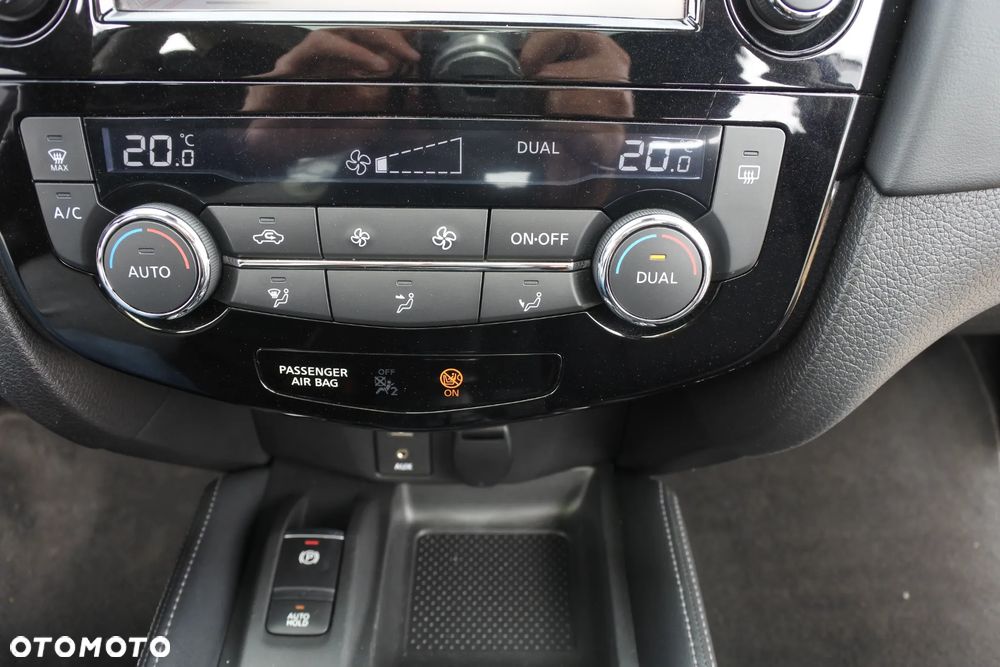 Nissan X-Trail 1.6 DIG-T Tekna - 19