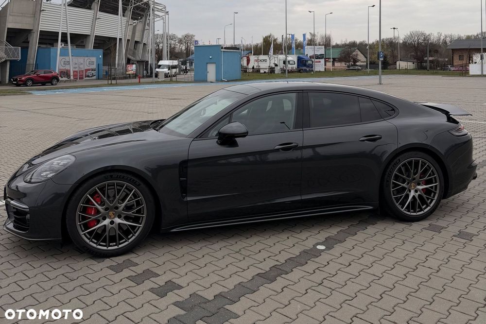 Porsche Panamera - 10