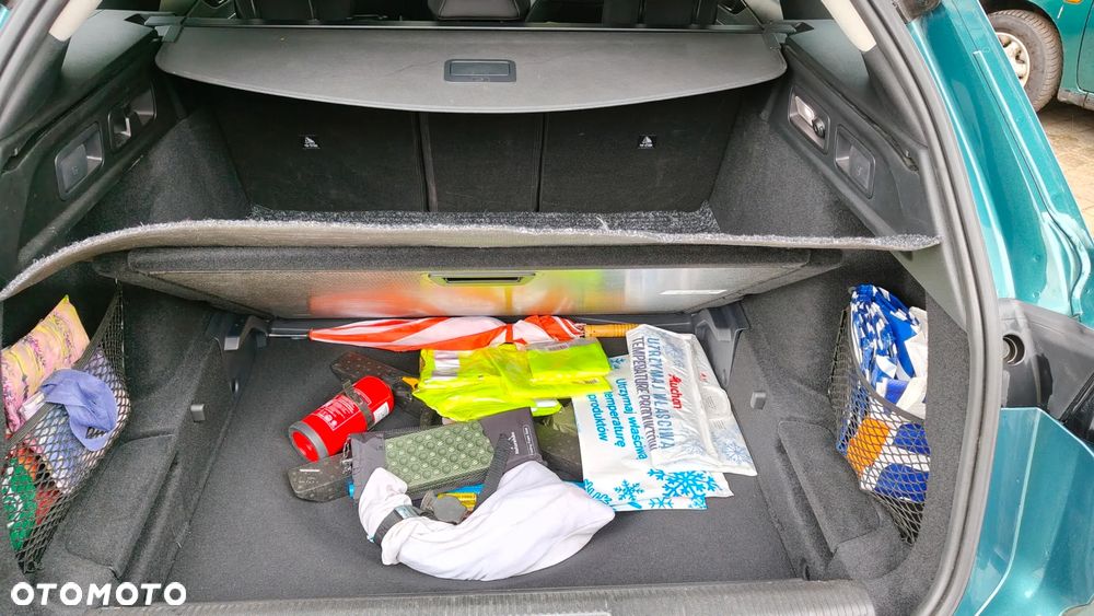 Peugeot 308 1.2 PureTech Allure S&S - 5