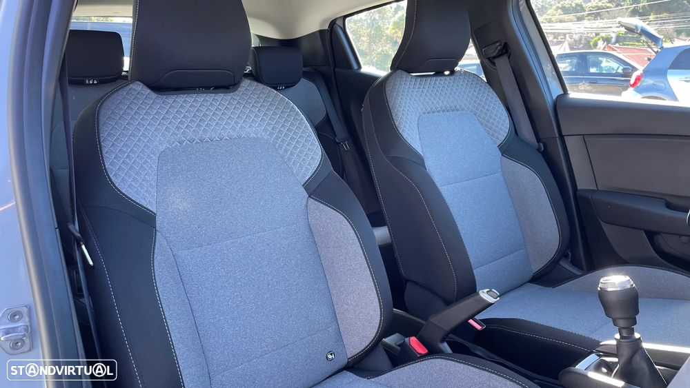 Renault Clio 1.0 TCe Evolution - 16