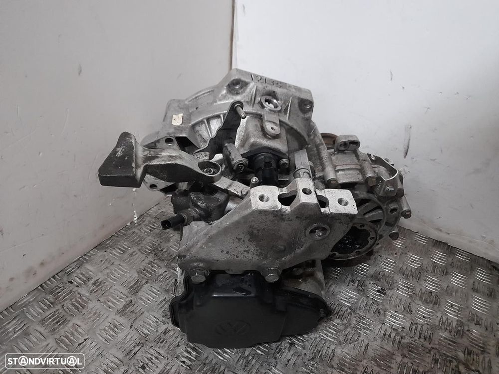 CAIXA VELOCIDADES VOLKSWAGEN GOLF V 2004 -GQQ - 14