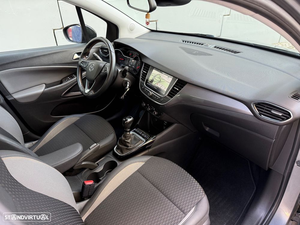 Opel Crossland X 1.2 T Innovation - 26