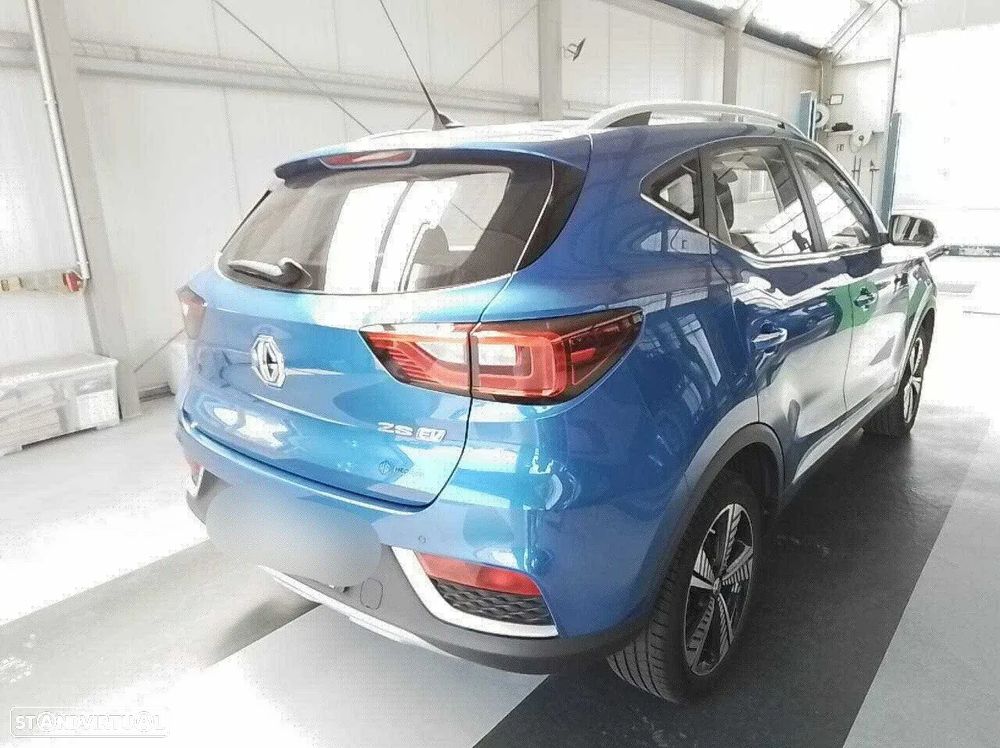 MG ZS EV 44.5 kWh Luxury - 3