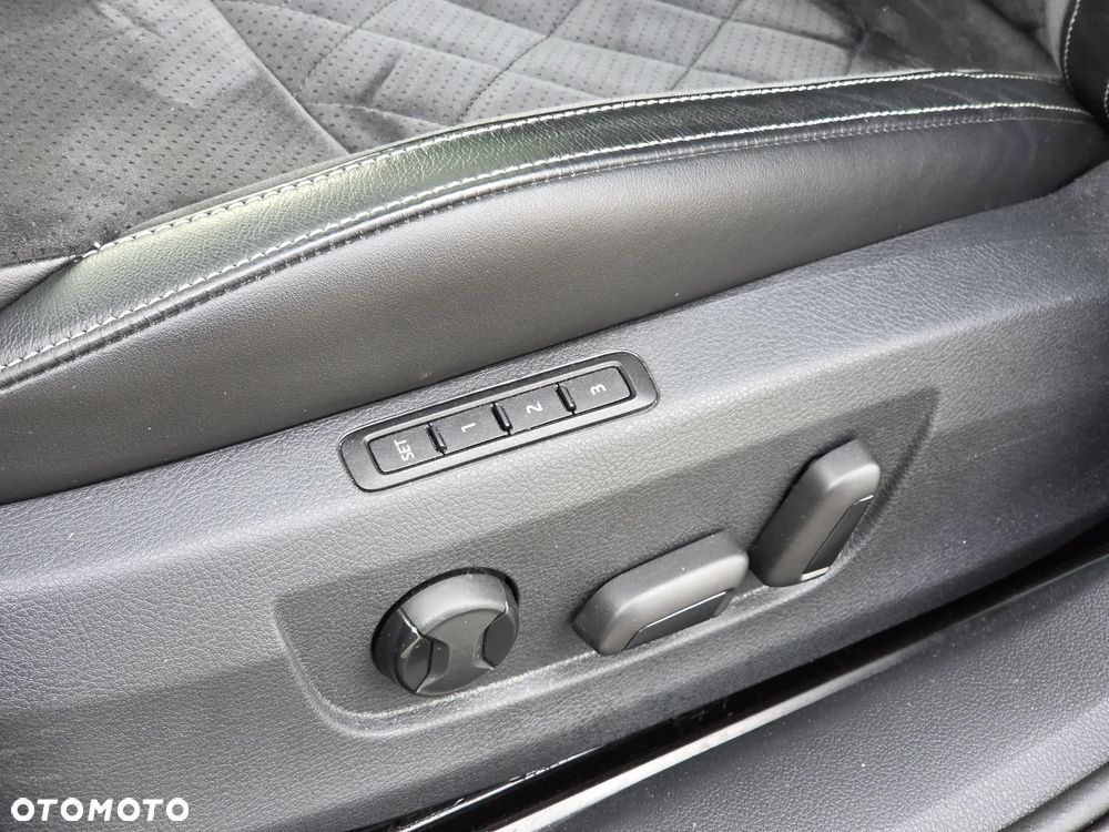 Skoda Superb 2.0 TSI 4x4 Sportline DSG - 36