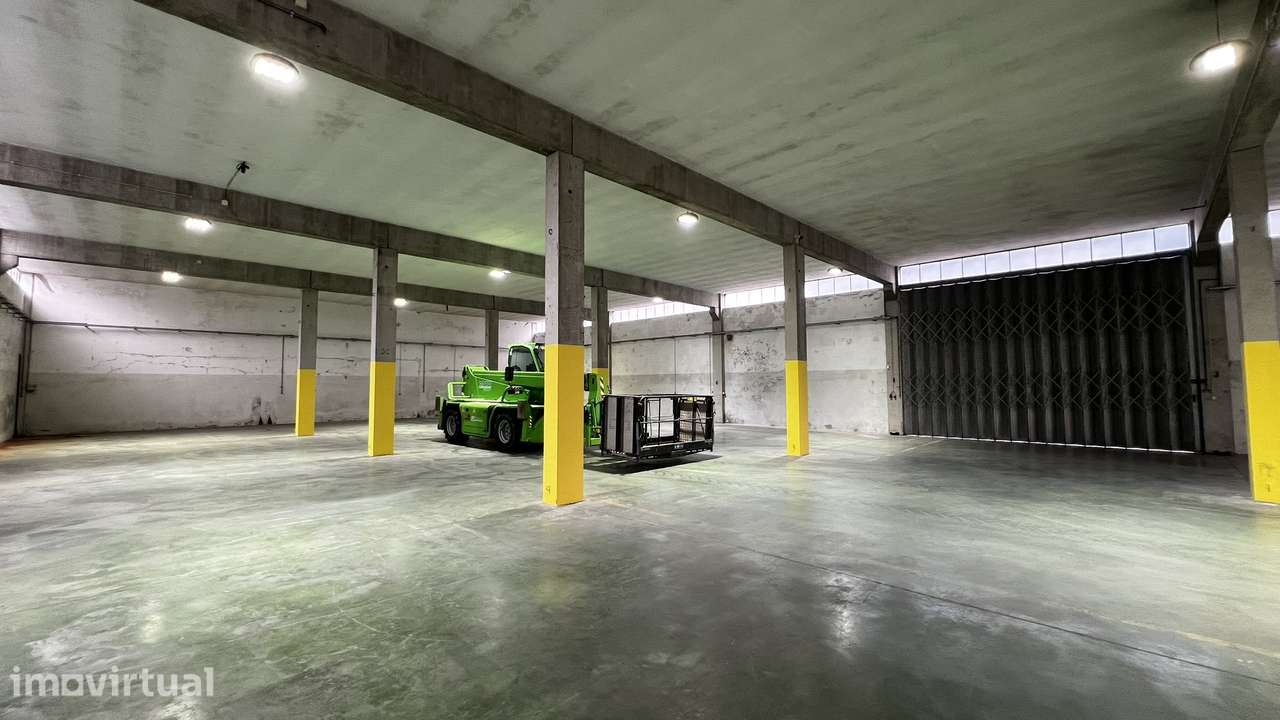 Arrendamento de pavilhão na Z.I. de Pindelo - Grande imagem: 2/11