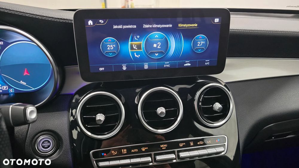 Mercedes-Benz GLC 300 de 4Matic 9G-TRONIC AMG Line Plus - 24