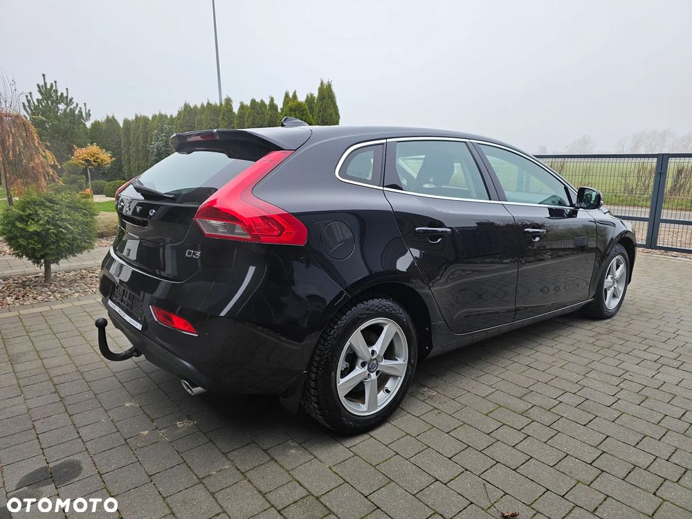 Volvo V40 D3 Geartronic Momentum - 4