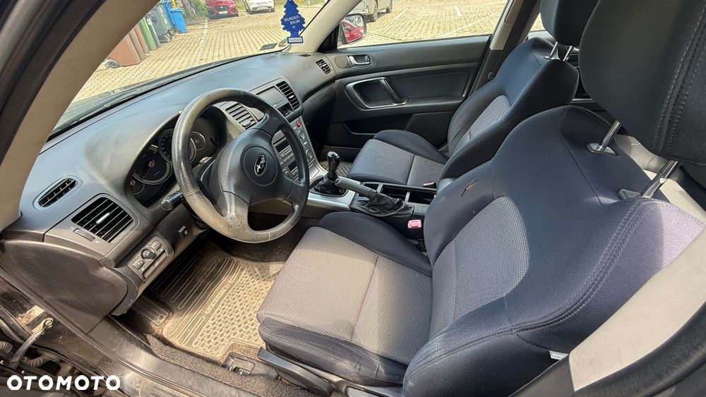 Subaru Legacy - 2