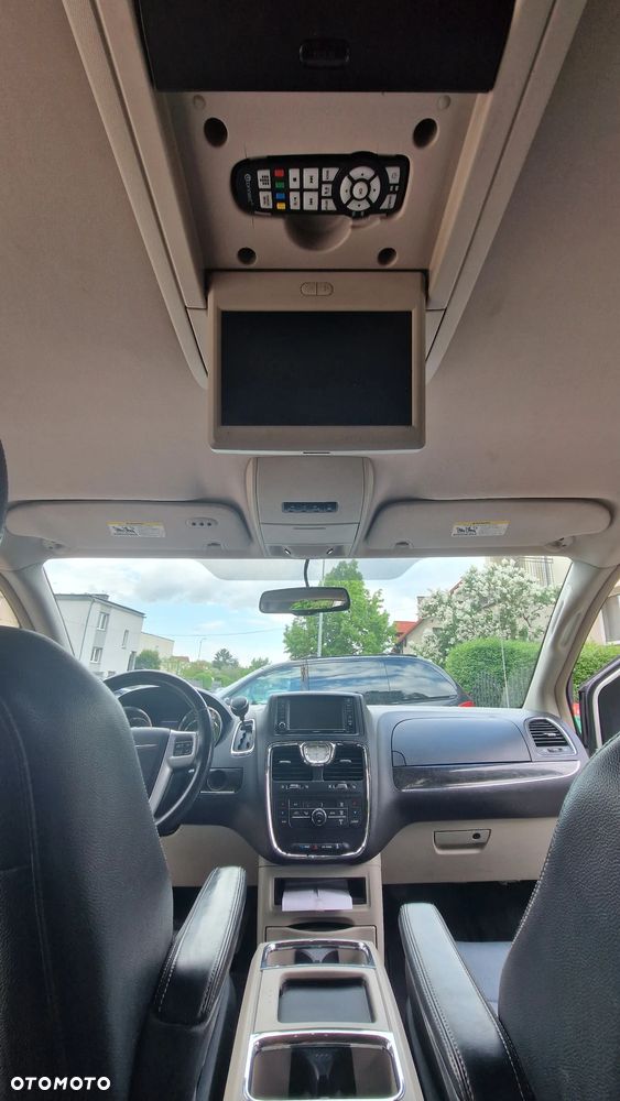 Chrysler Town & Country 3.6 Touring - 19