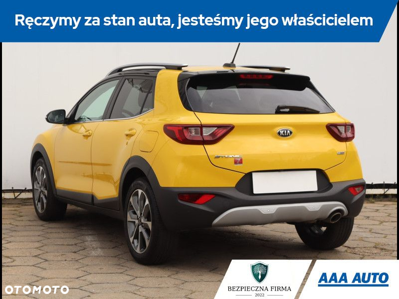 Kia Stonic - 5