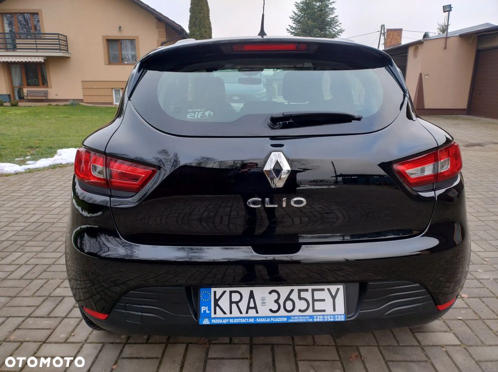 Renault Clio 1.2 16V 75 Experience - 9