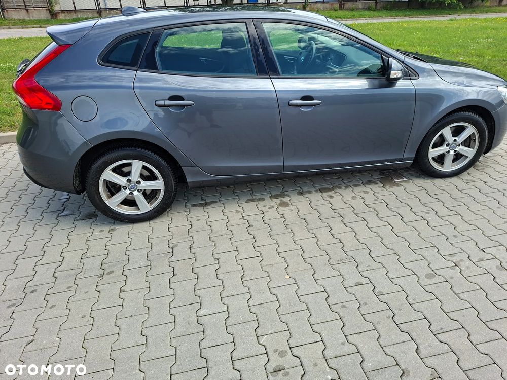 Volvo V40 D3 Base - 2