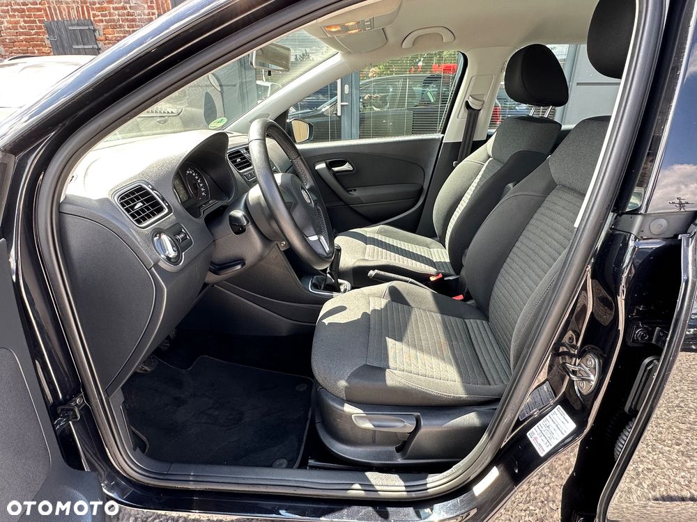 Volkswagen Polo 1.2 Blue Motion Technology Comfortline - 11