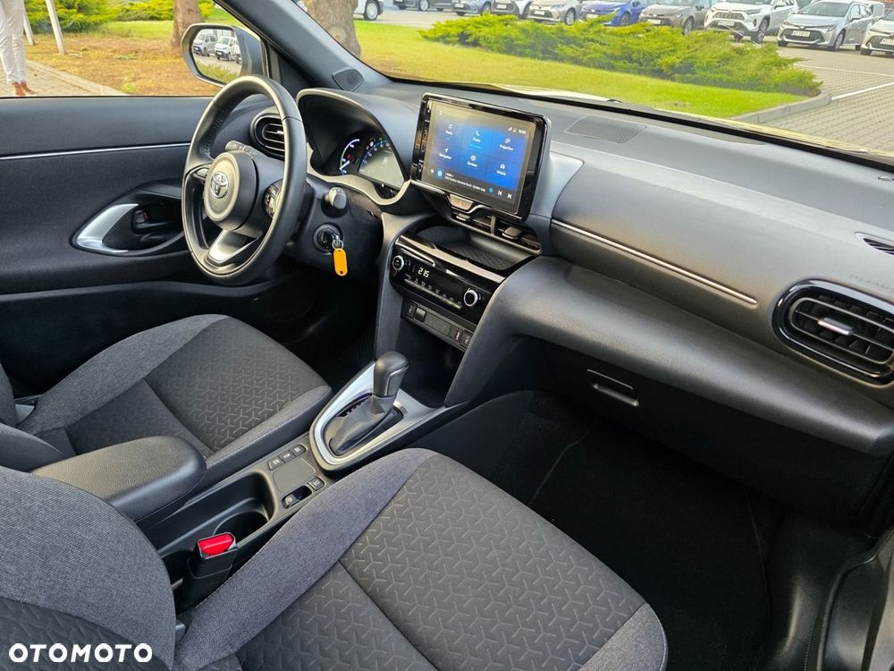 Toyota Yaris Cross Hybrid 1.5 Comfort - 12