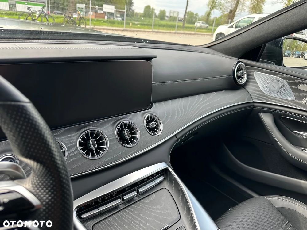 Mercedes-Benz AMG GT 43 4-Matic+ - 13