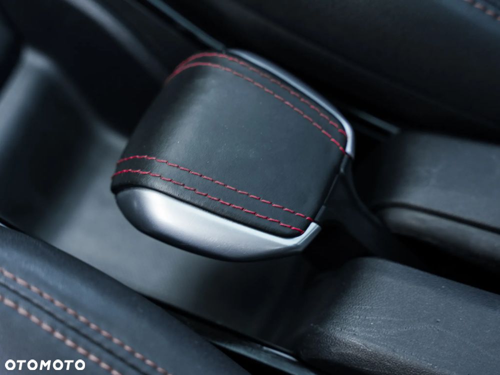 Peugeot 2008 BlueHDi FAP 120 STOP & START EAT6 Allure - 27