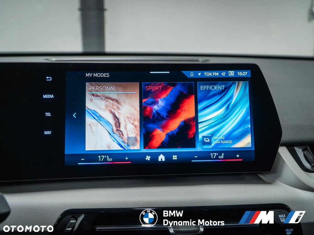 BMW iX2 eDrive20 - 33