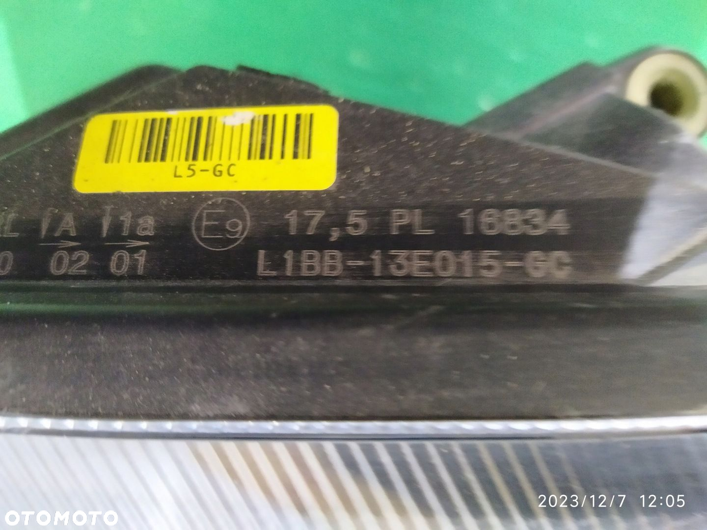 LAMPA LEWY PRZÓD FORD FIESTA MK8 FULL LED L1BB-13E015 - 13