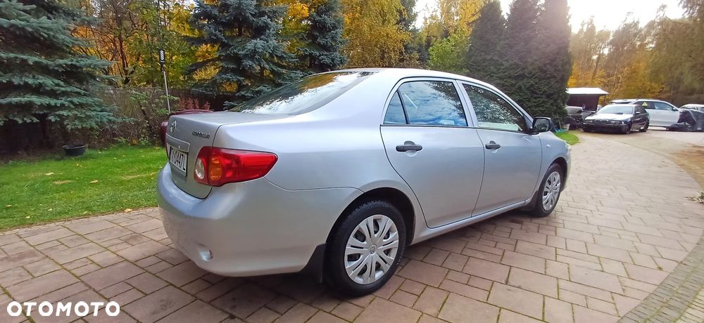 Toyota Corolla 1.6 VVT-i Premium Start - 17