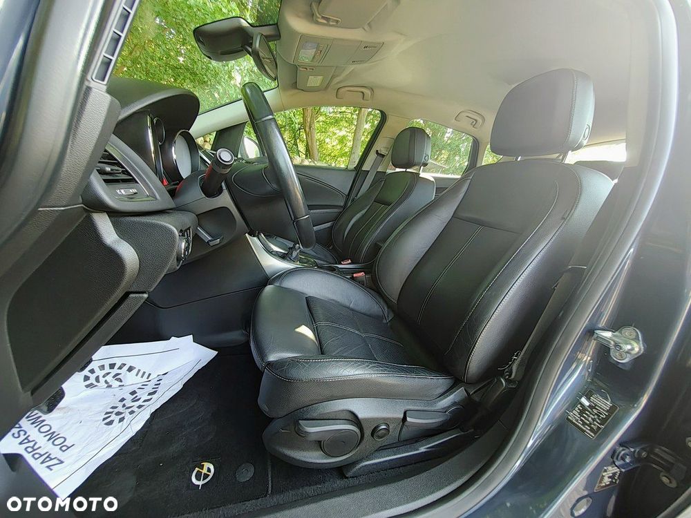 Opel Astra - 34