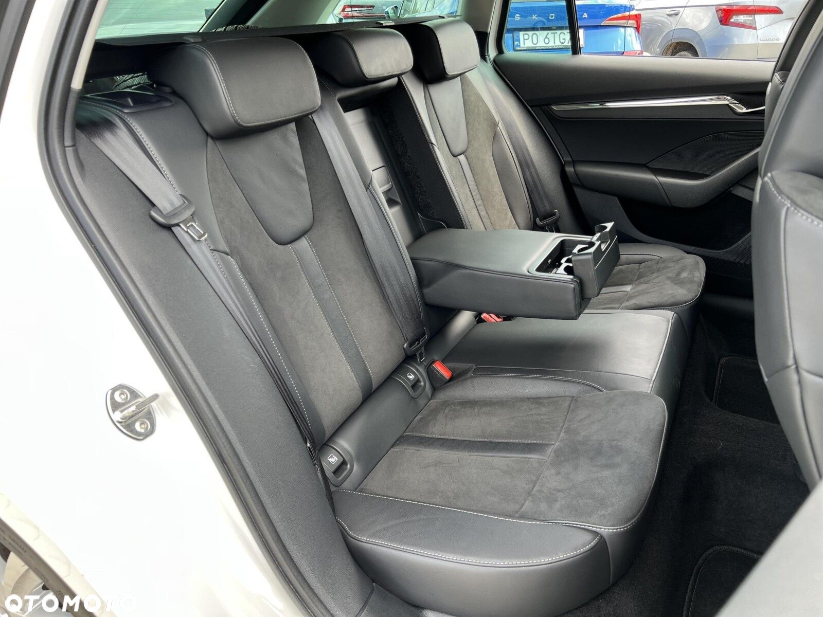 Skoda Octavia 2.0 TDI Style DSG - 11